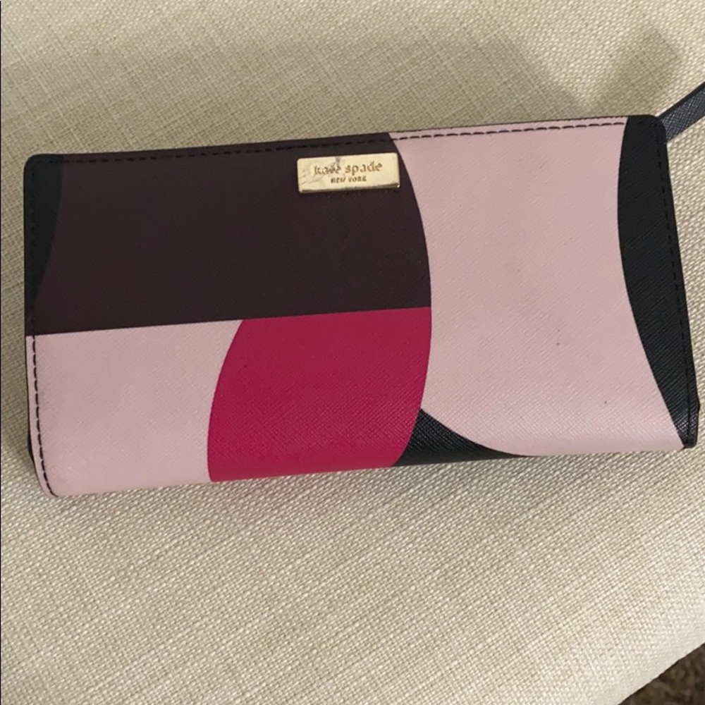 Kate spade laurel way geo spotlight wallet